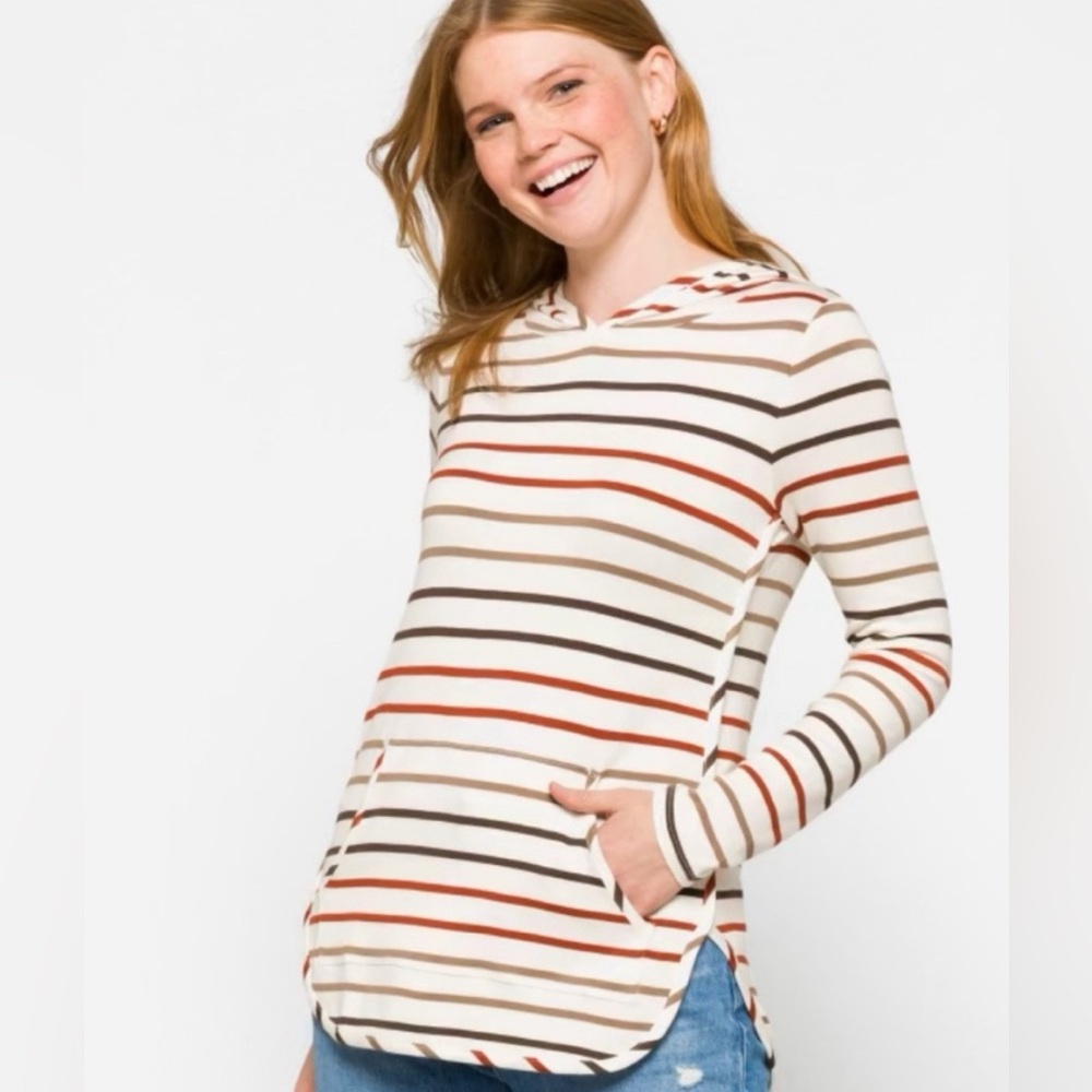 🎉 2/$55 🎉  Sale NWT Milania French Terry Curved Hem Hoodie